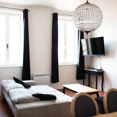 Maison Belle Epoque - Immeuble Haussmannien Spacieux Et Elegant Reims
